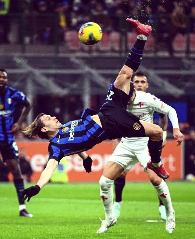 麻将胡了-佛罗伦萨客场输给国米，连续战败难改变(佛罗伦萨对战国际米兰)